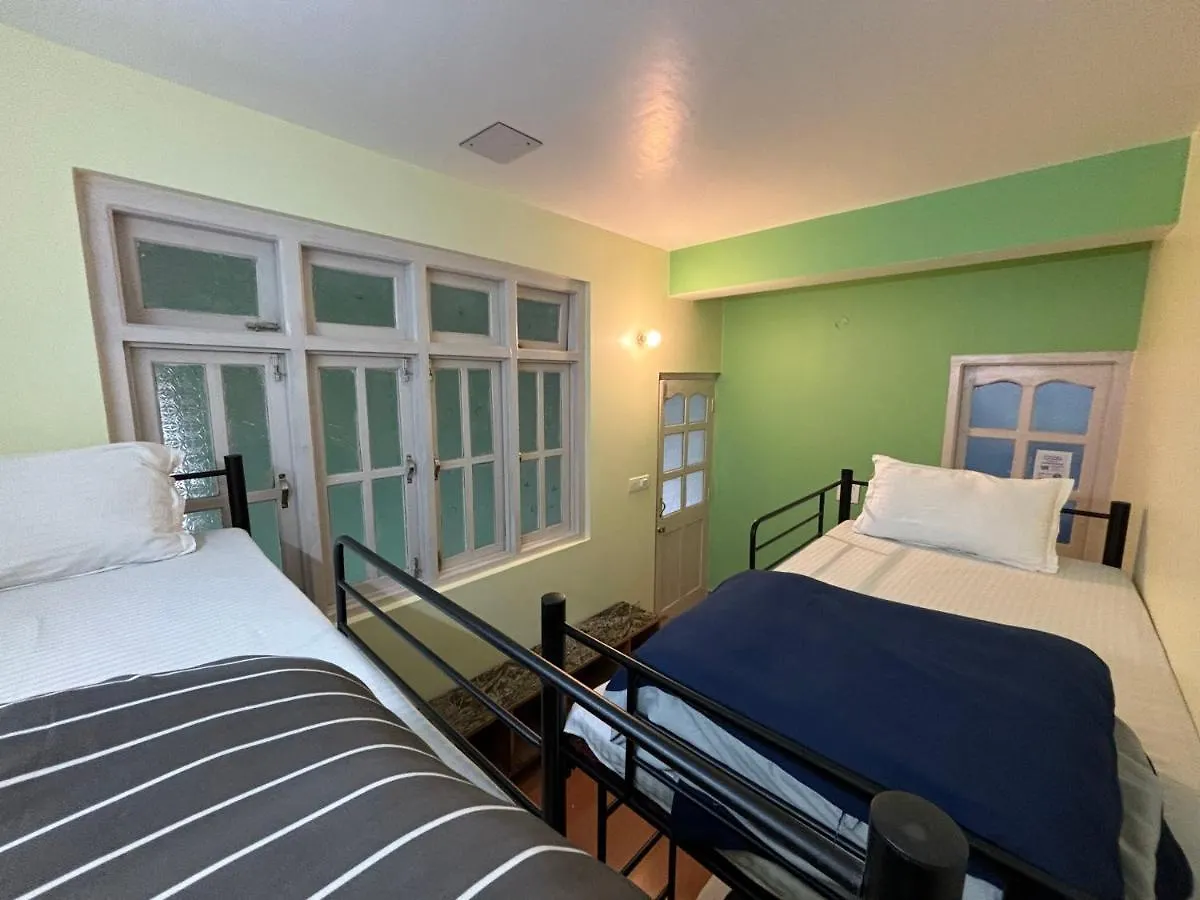 Zu-Zu Hostels Shimla 0*,