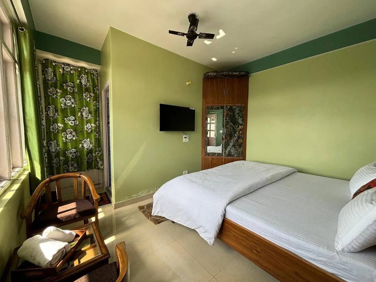 Zu-Zu Hostels Shimla 0*,  India